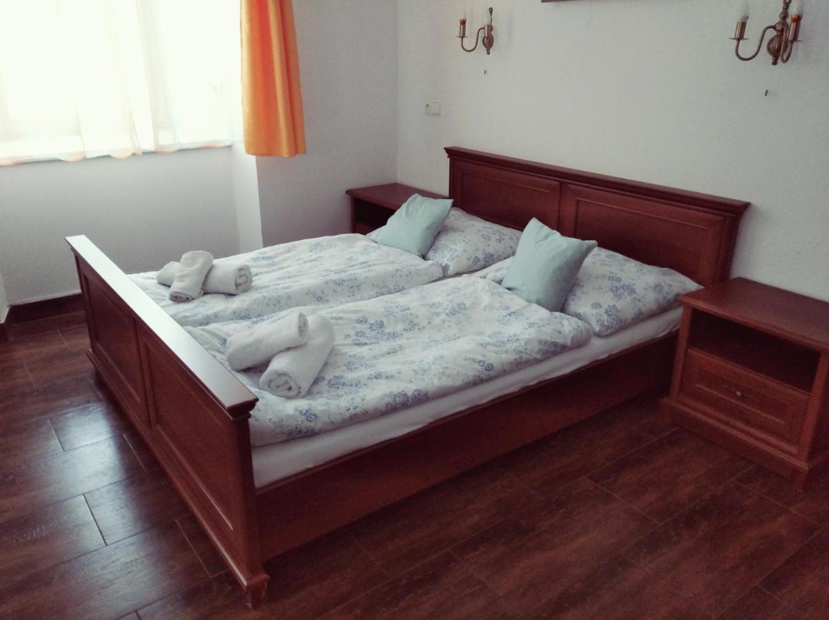 Dvur U Kaplicky Apartamento Žďár nad Sázavou Exterior foto