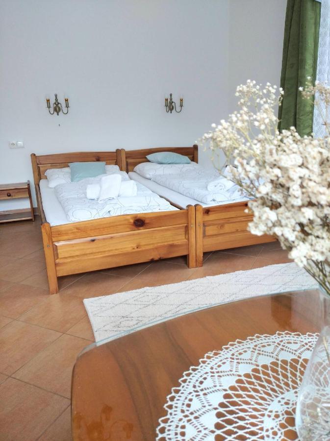 Dvur U Kaplicky Apartamento Žďár nad Sázavou Exterior foto