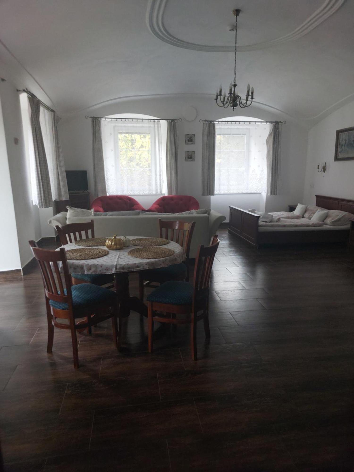 Dvur U Kaplicky Apartamento Žďár nad Sázavou Exterior foto