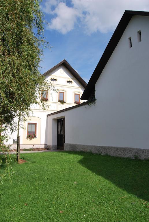 Dvur U Kaplicky Apartamento Žďár nad Sázavou Exterior foto